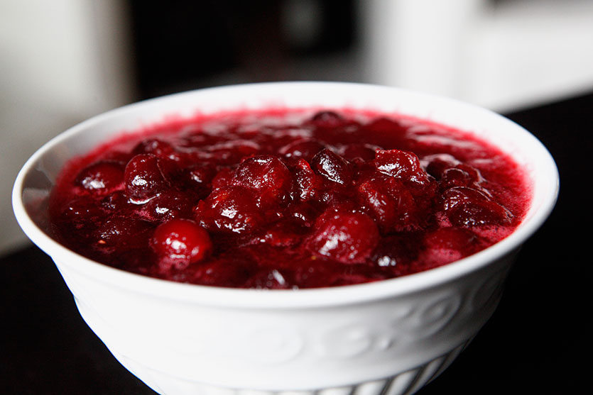 Paleo-Cranberry-Sauce-2