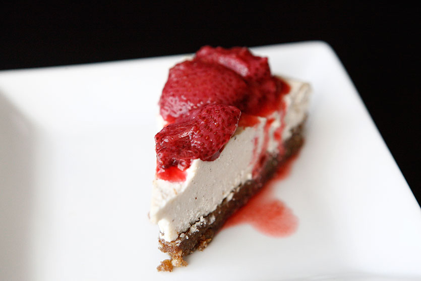 RAW Vanilla Bean Cheesecake