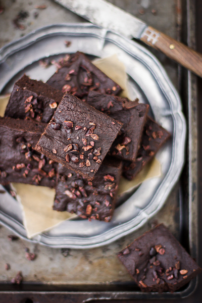 BAKED ALMOND PULP BROWNIES