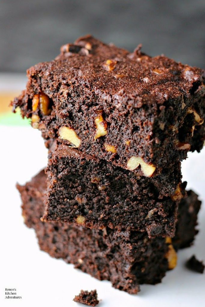 COCONUT FLOUR BROWNIES