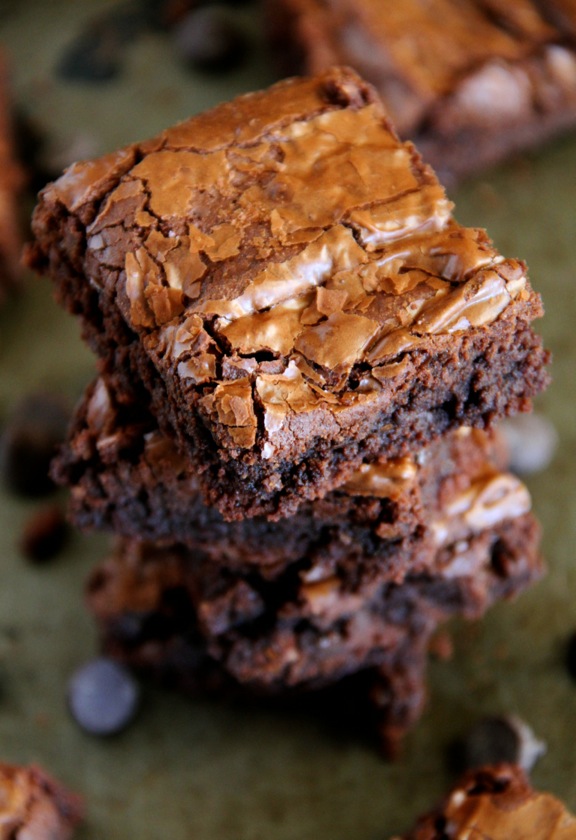 FLOURLESS DOUBLE CHOCOLATE BROWNIES