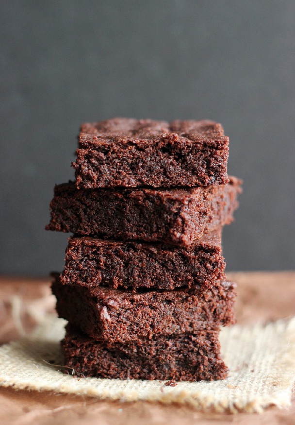 PALEO BROWNIES