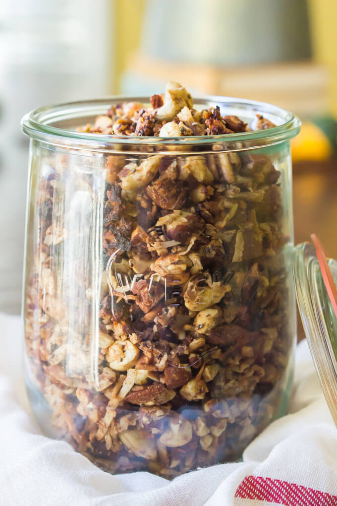 PUMPKIN SPICE PALEO GRANOLA