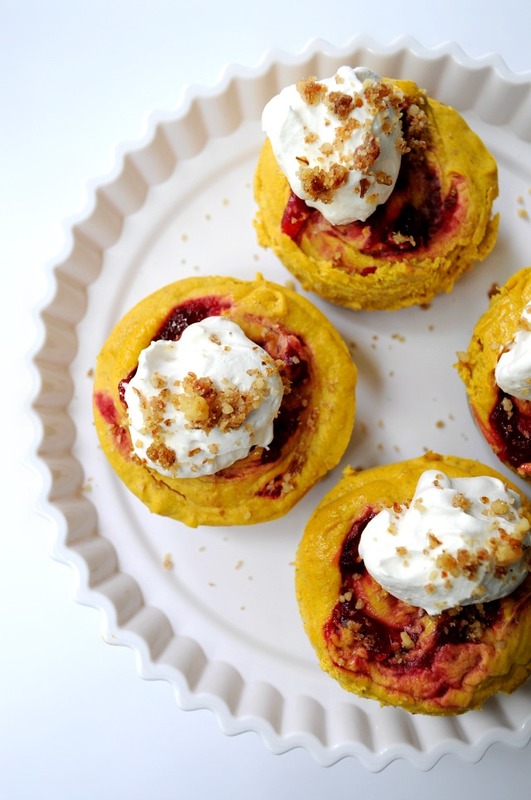 VEGAN MINI CRANBERRY PUMPKIN CHEESECAKES