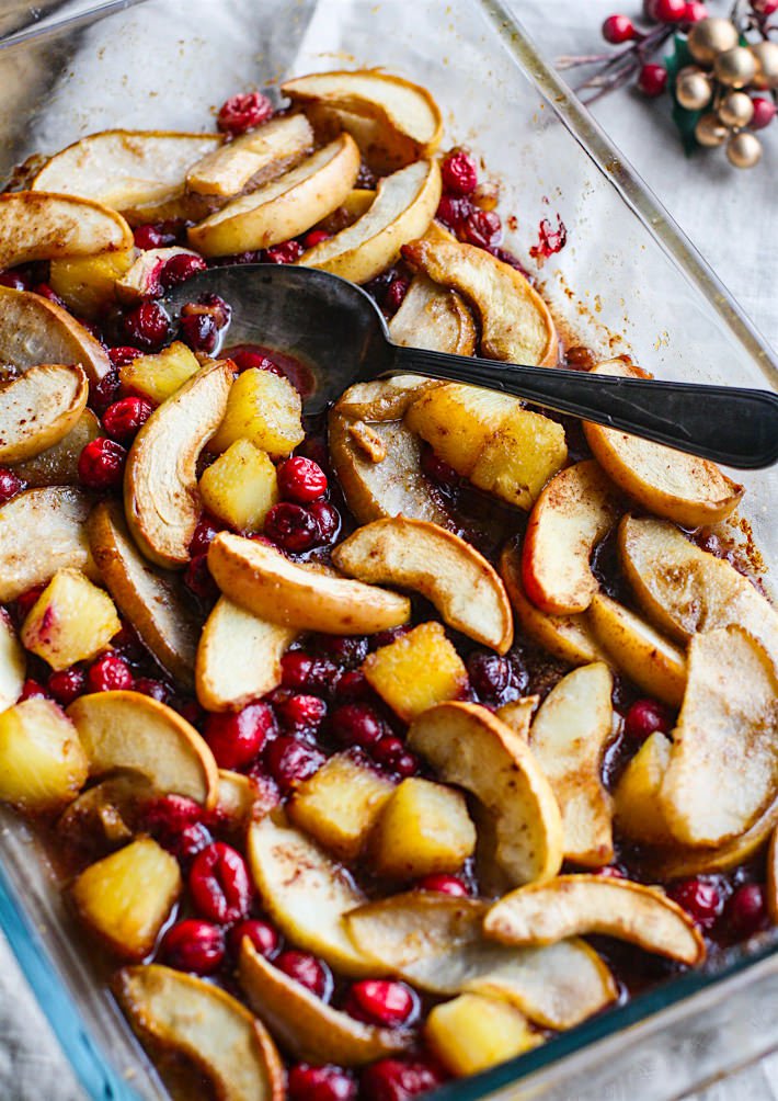 EASY SPICED HOT FRUIT BAKE