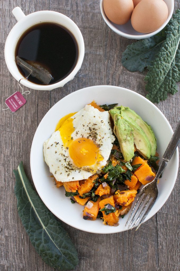 KALE AND BUTTERNUT SQUASH BREAKFAST BOWL