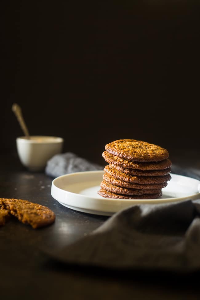 SPICED PALEO COOKIES WITH ALMOND BUTTER