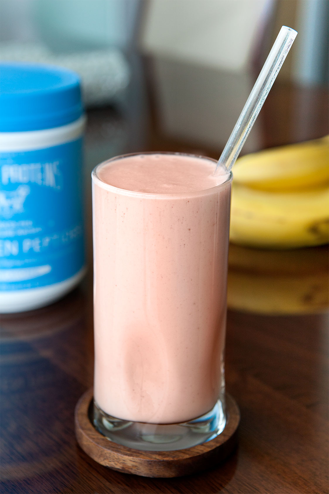 Strawberry Paradise Smoothie A Healthy Smoothie Recipe with Collagen