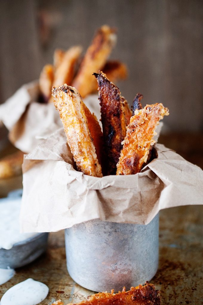 CRISPY SEASONED SWEET POTATO FRIES