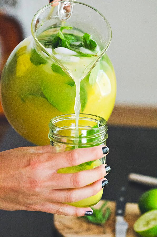 FIZZY HERBED PINEAPPLE LIMEADE