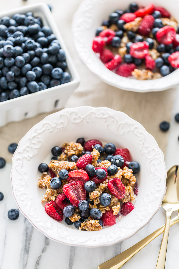 HOMEMADE GRAIN FREE RAWNOLA CEREAL