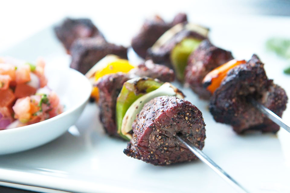 PEPPERED STEAK SKEWERS