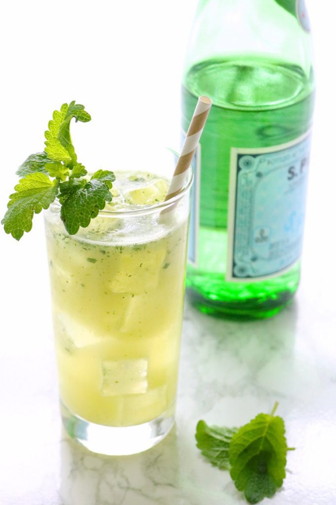 PINEAPPLE MINT SPARKLERS