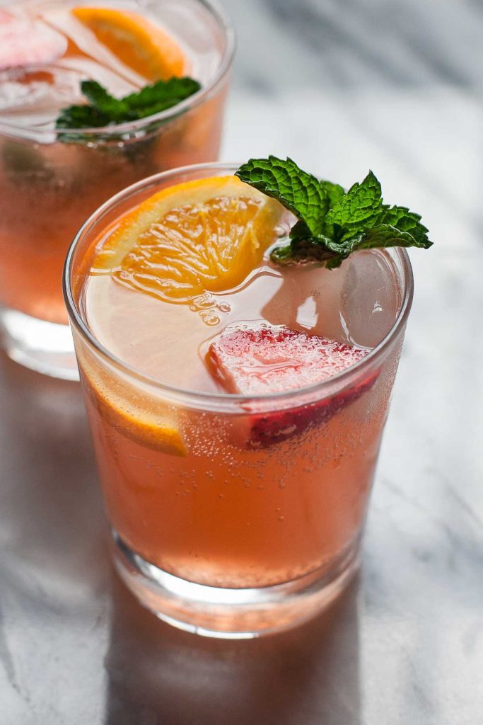 STRAWBERRY ORANGE GINGER FIZZ