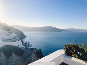 Mariel's Santorini Guide