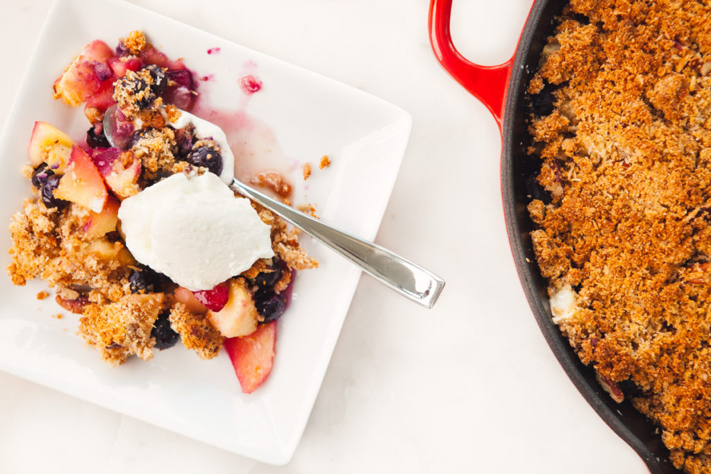 Protein Apple & Blueberry Crisp