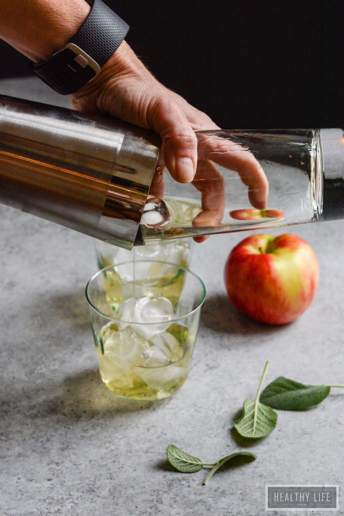 Fizzy Apple Cider Mocktail