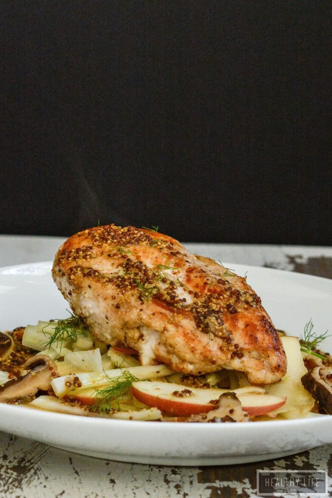 Pan Roasted Chicken With Apple Fennel Slaw