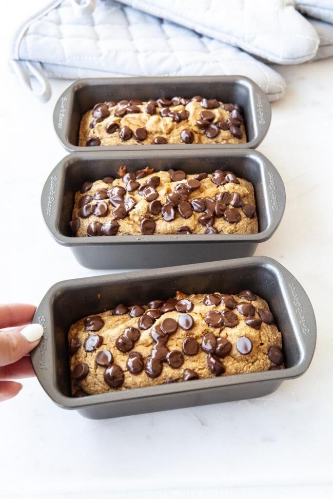 Chocolate Chip Banana Oat Bread